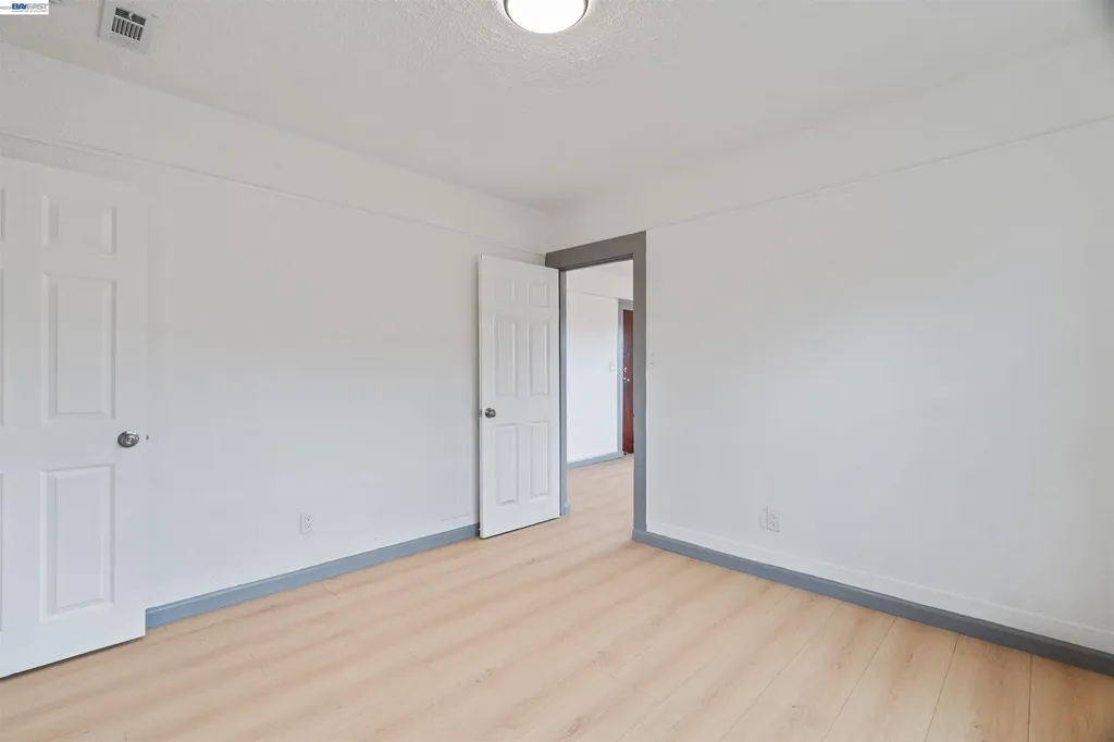 1012 72nd Avenue Oakland CA 94621
