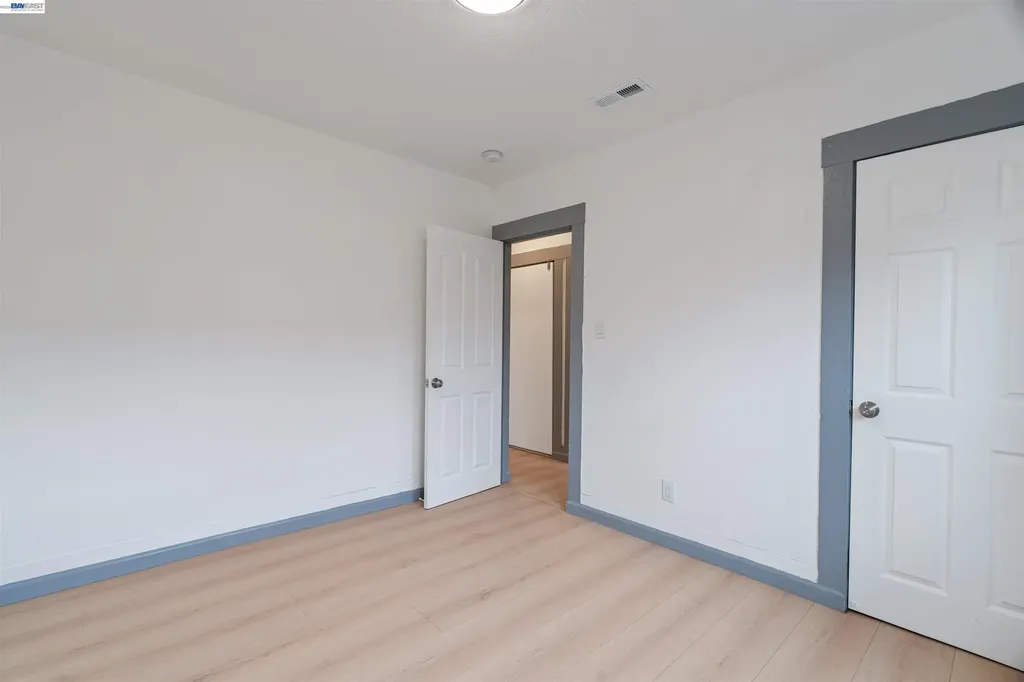 1012 72nd Avenue Oakland CA 94621
