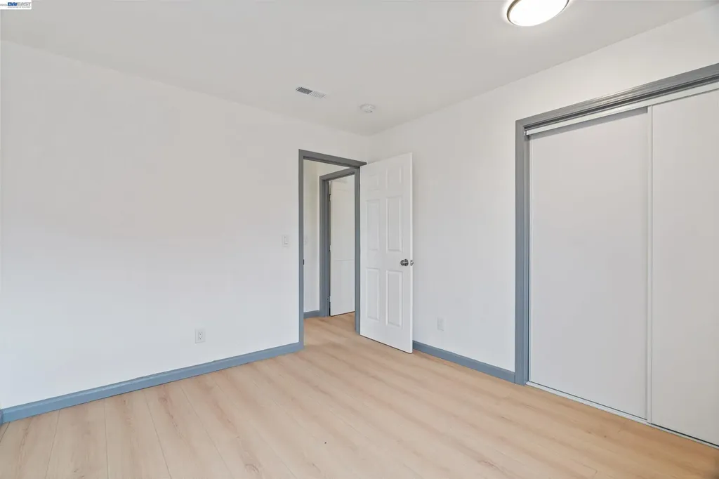 1012 72nd Avenue Oakland CA 94621