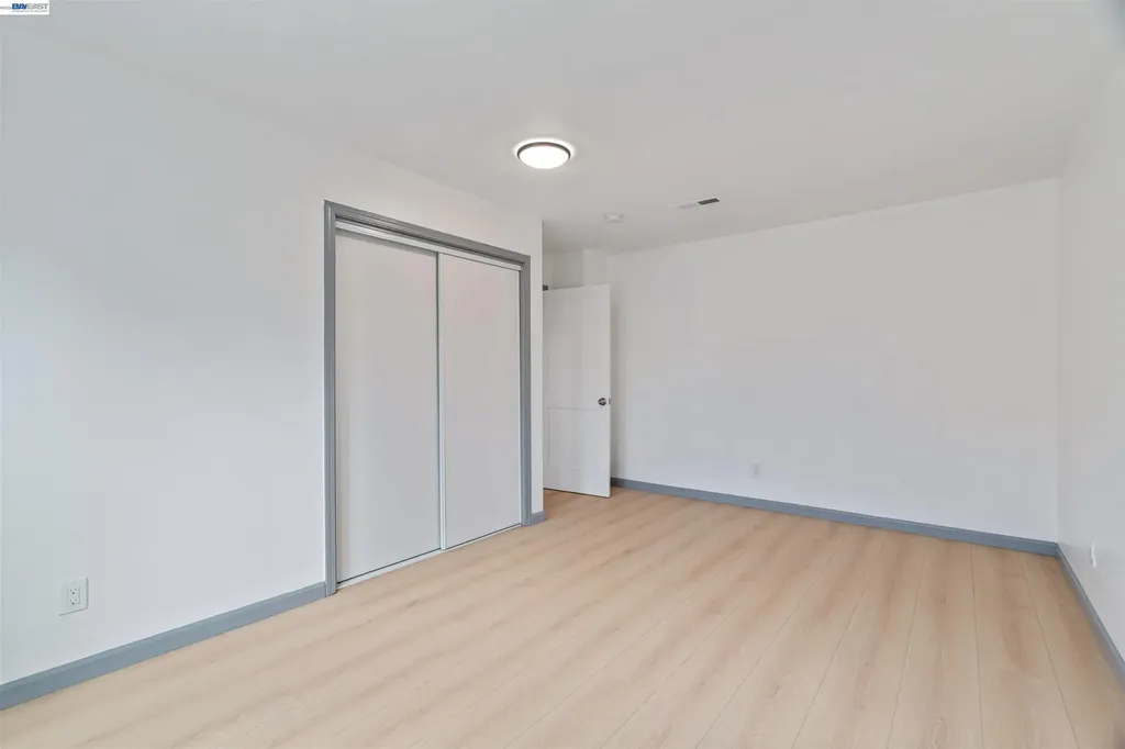 1012 72nd Avenue Oakland CA 94621