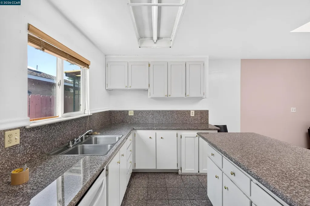 2480 Shield Drive Union City CA 94587