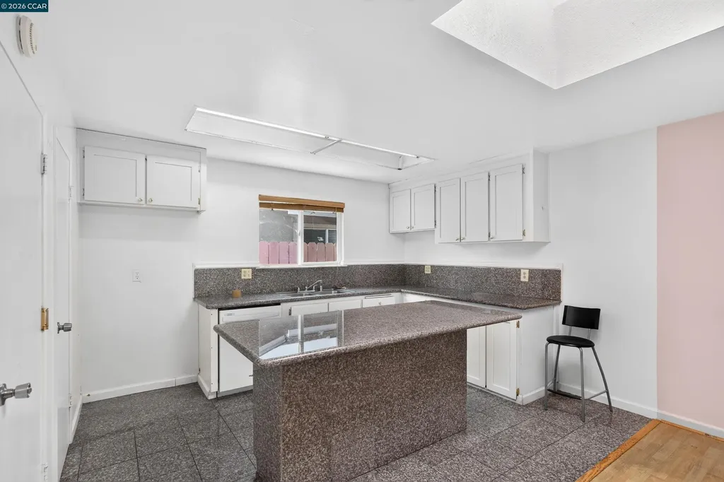2480 Shield Drive Union City CA 94587