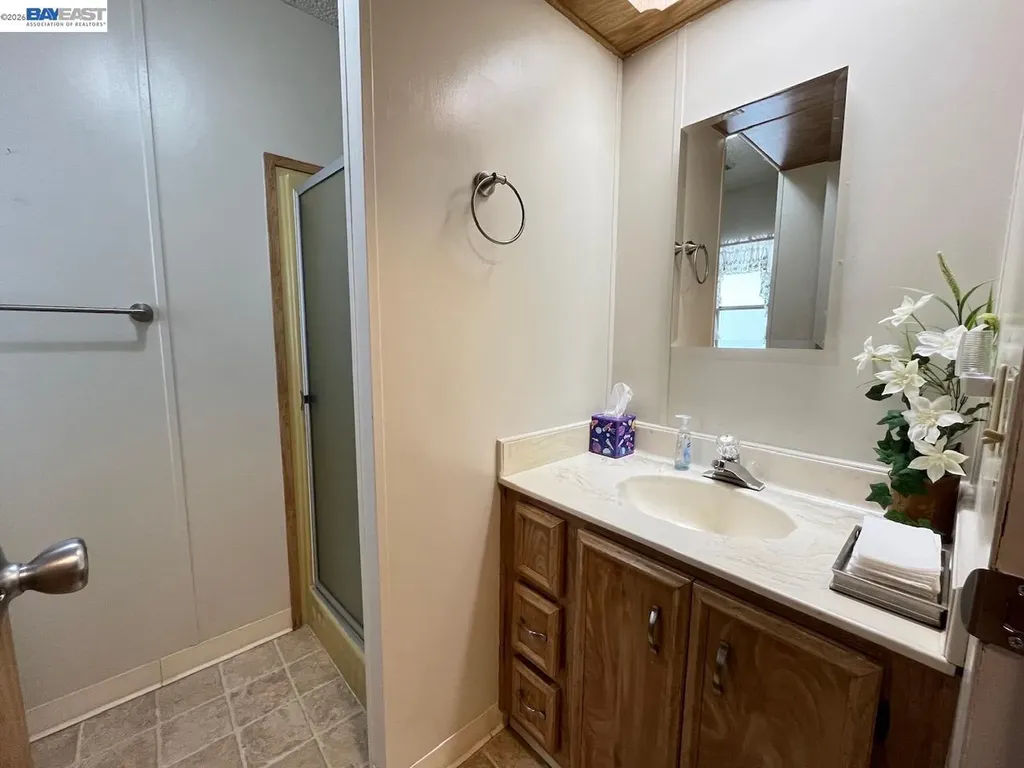 1285 Sussex Way Hayward CA 94544
