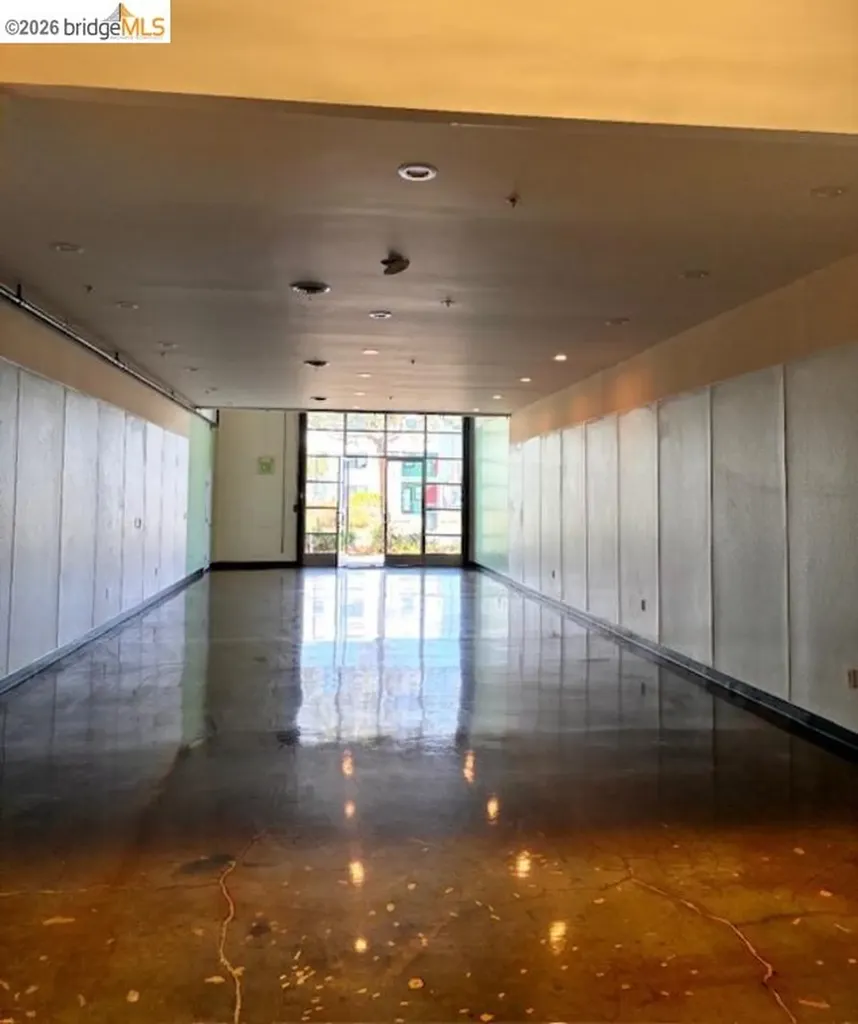 1724 Mandela Parkway #5 Oakland CA 94607