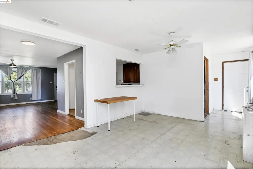 93 Atherton Avenue Pittsburg CA 94565