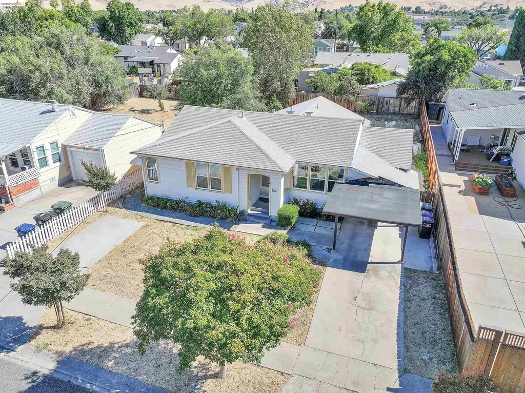 93 Atherton Avenue Pittsburg CA 94565