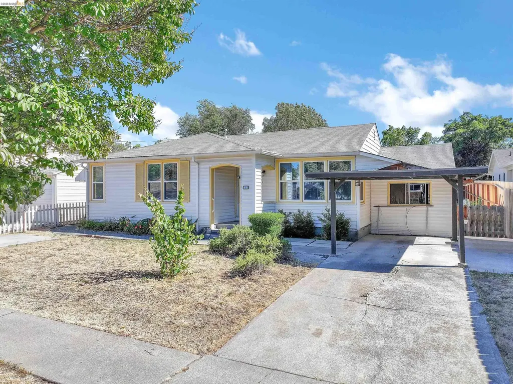 93 Atherton Avenue Pittsburg CA 94565