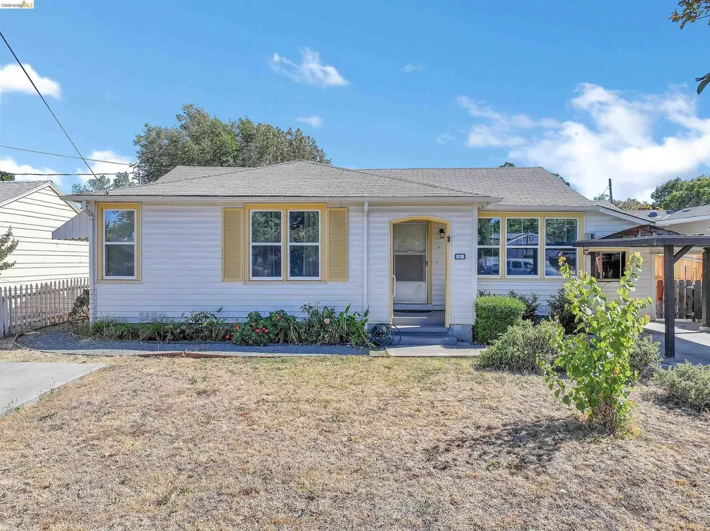 93 Atherton Avenue Pittsburg CA 94565
