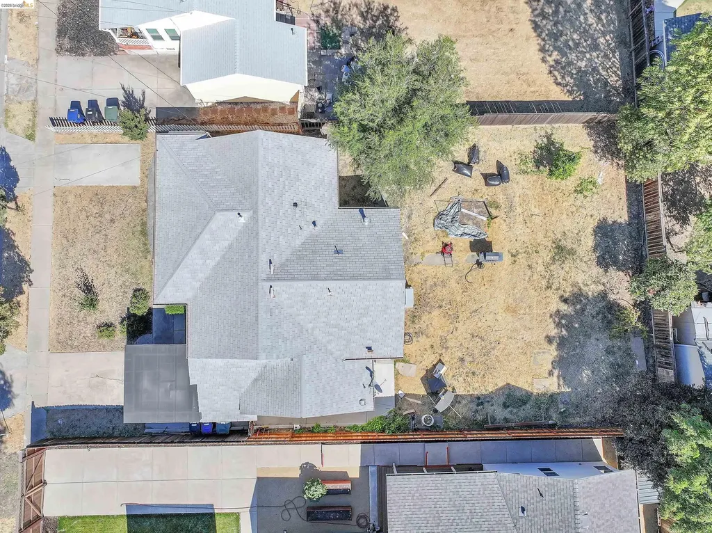 93 Atherton Avenue Pittsburg CA 94565