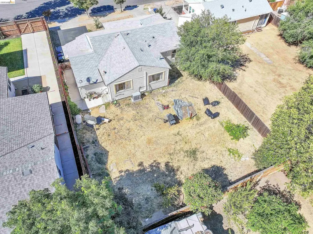 93 Atherton Avenue Pittsburg CA 94565