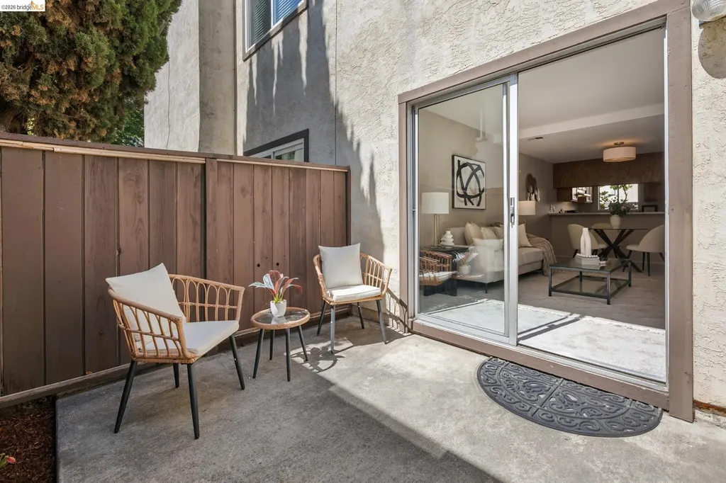 1563 Carpentier San Leandro CA 94577