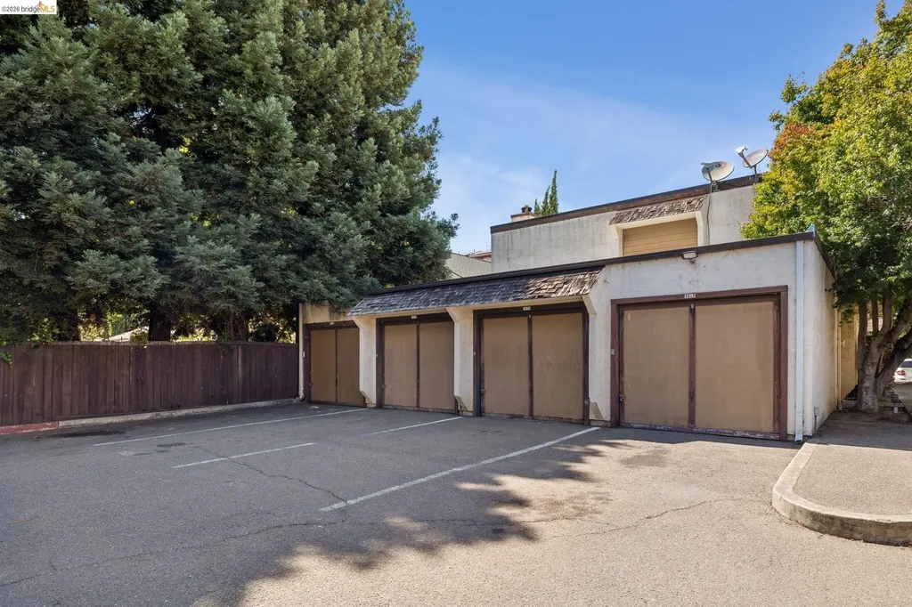 1563 Carpentier San Leandro CA 94577