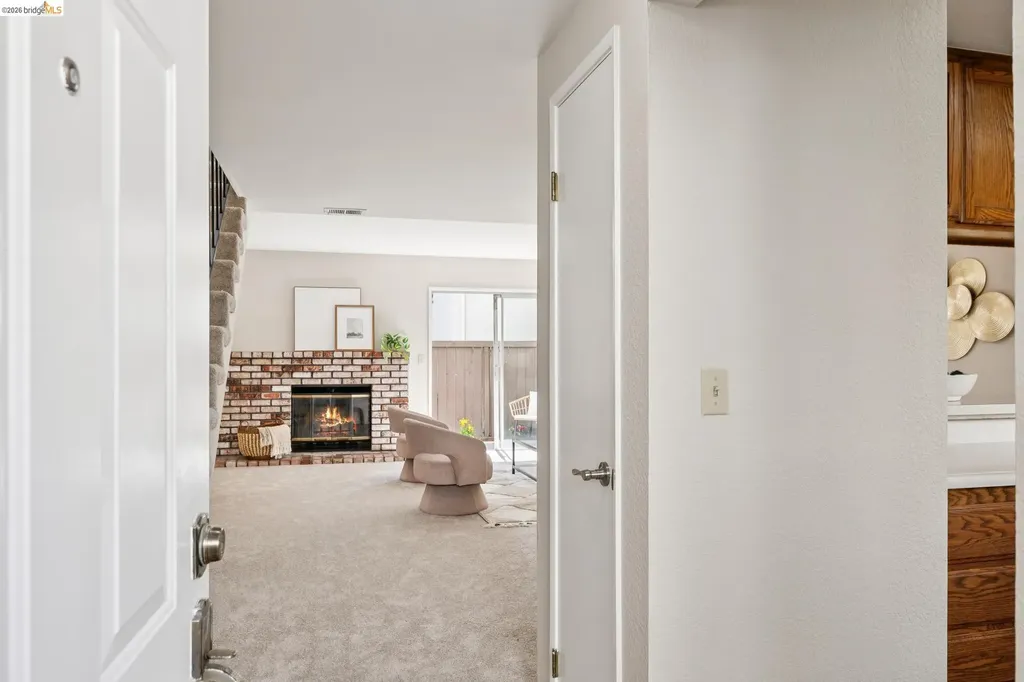1563 Carpentier San Leandro CA 94577