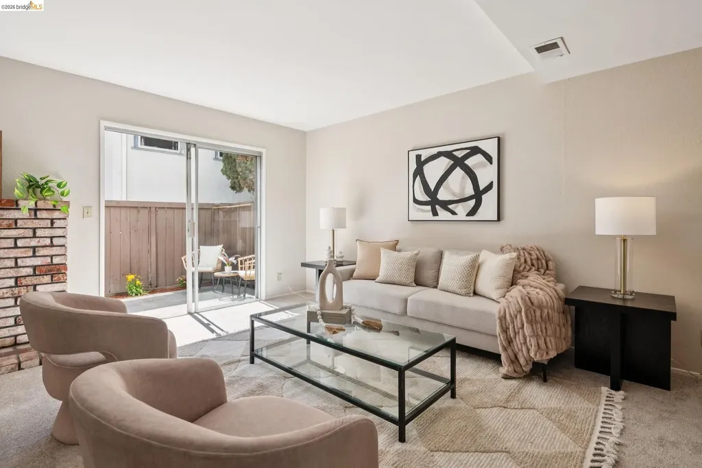 1563 Carpentier San Leandro CA 94577