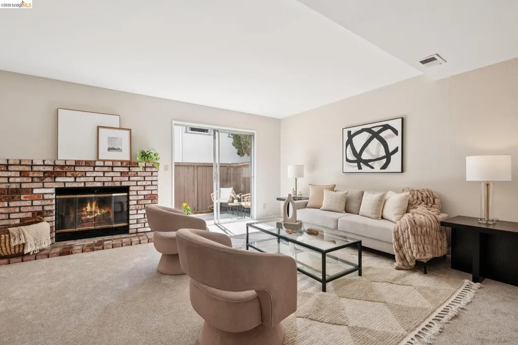 1563 Carpentier San Leandro CA 94577