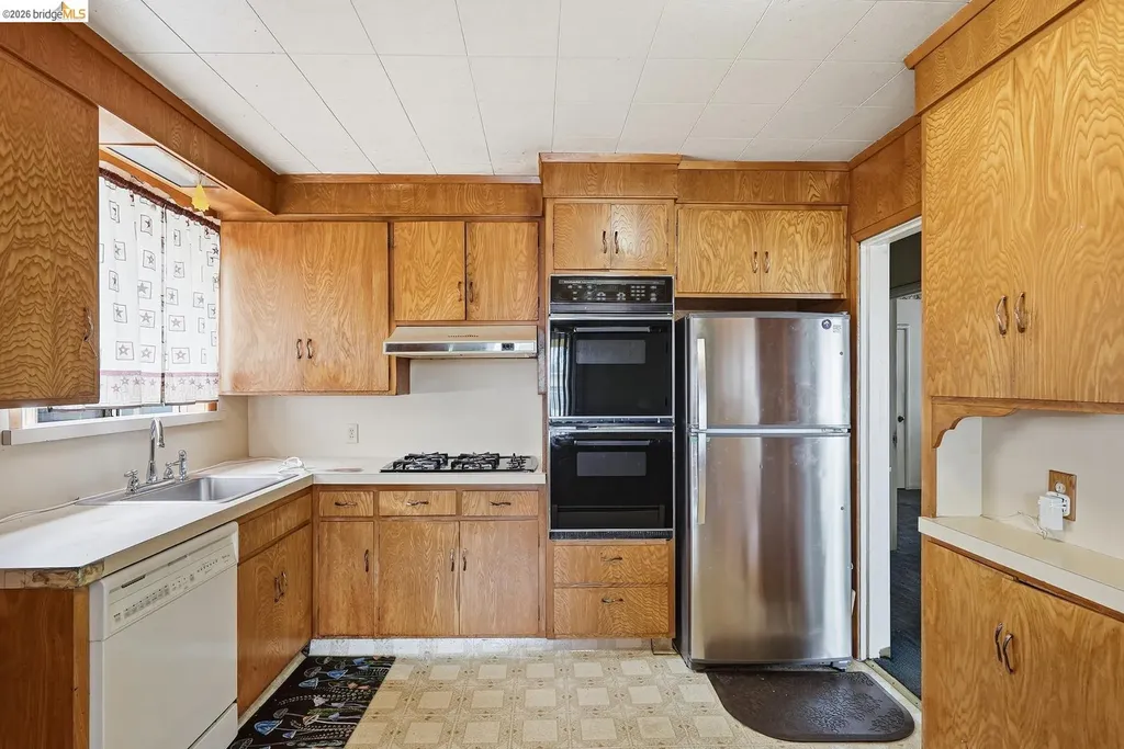 2364 Grant Avenue Richmond CA 94804