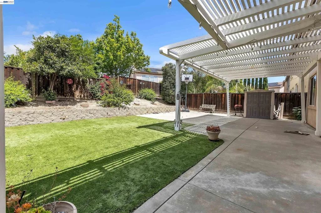 2076 Catalpa Way Antioch CA 94509