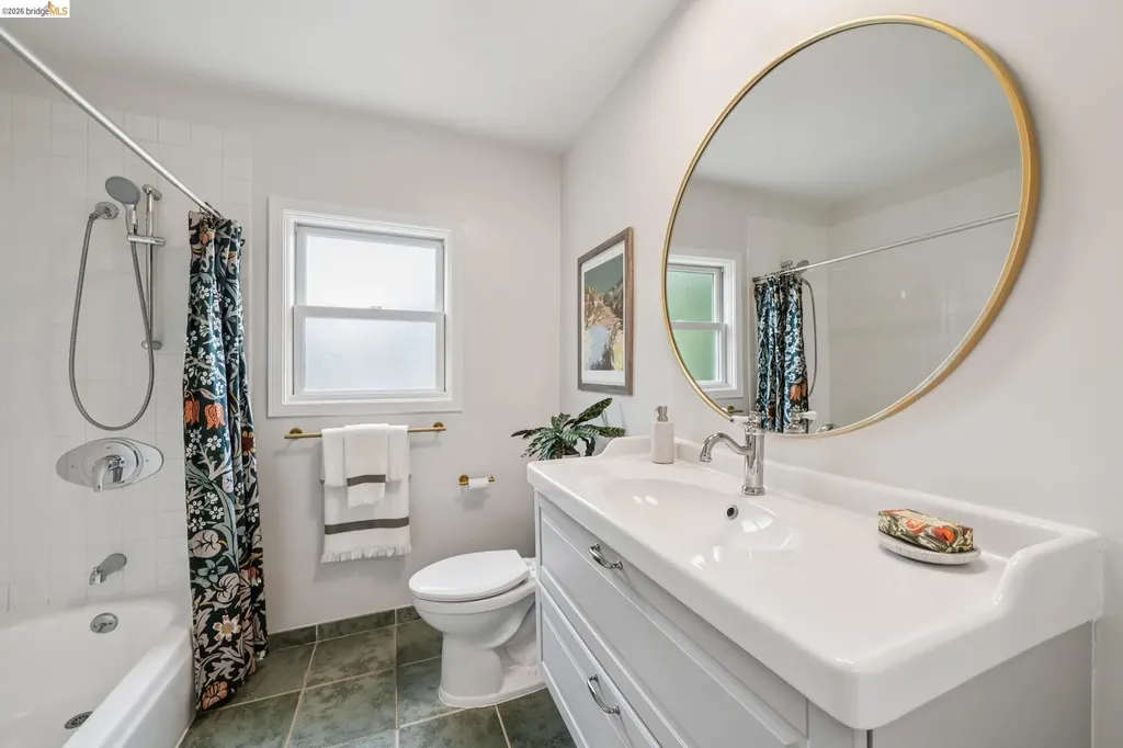1246 Hopkins Street Berkeley CA 94702