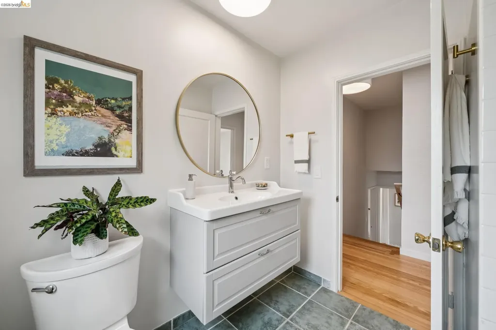 1246 Hopkins Street Berkeley CA 94702