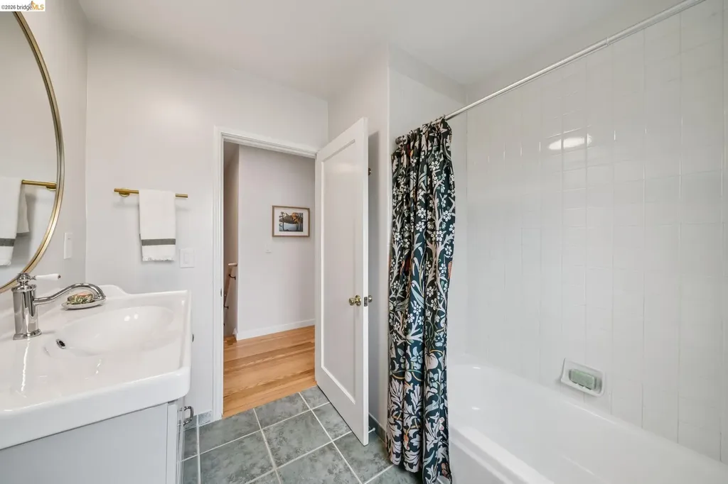 1246 Hopkins Street Berkeley CA 94702