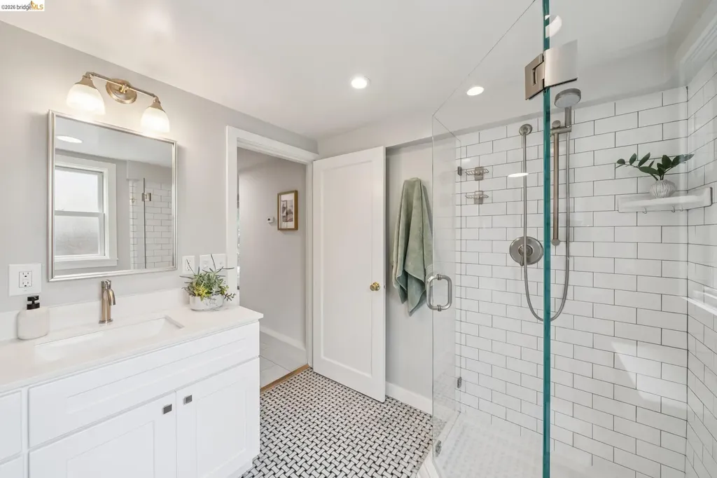 1246 Hopkins Street Berkeley CA 94702