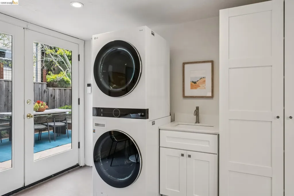 1246 Hopkins Street Berkeley CA 94702