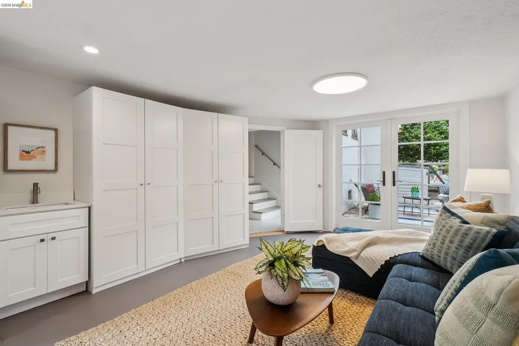 1246 Hopkins Street Berkeley CA 94702