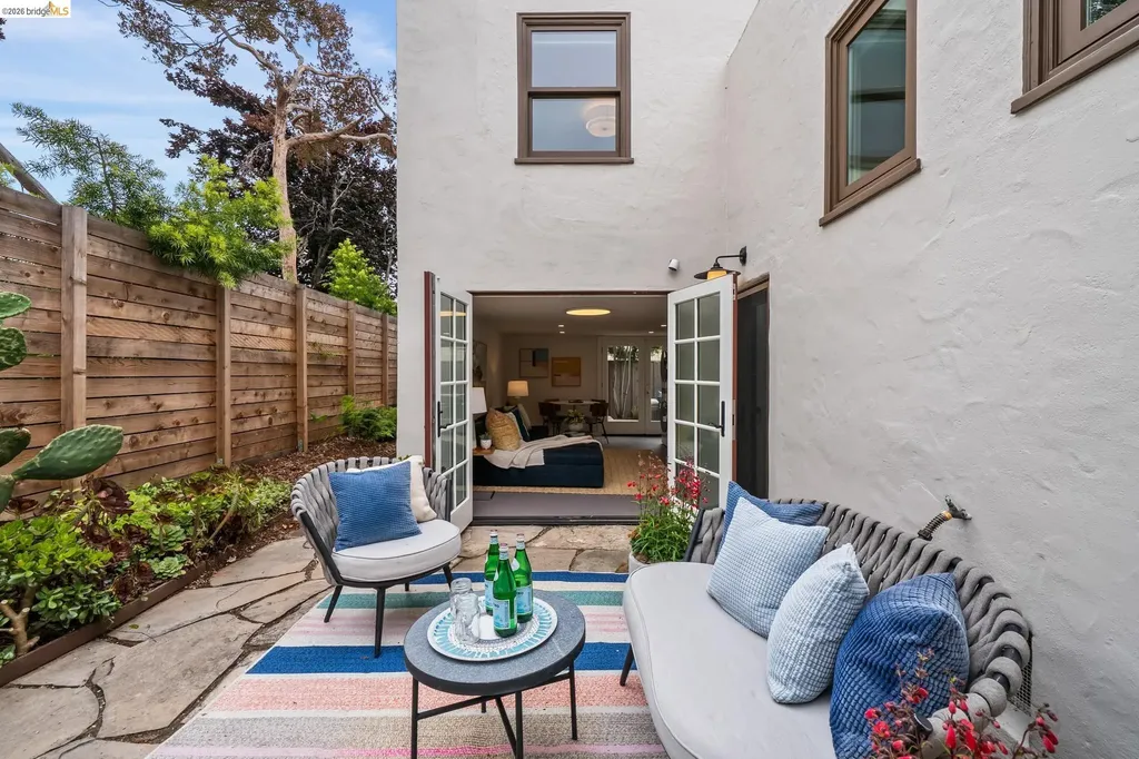 1246 Hopkins Street Berkeley CA 94702