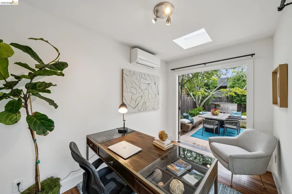 1246 Hopkins Street Berkeley CA 94702