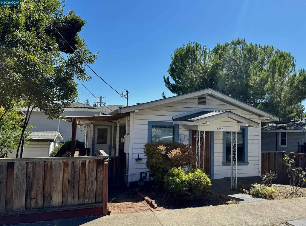 1546 Azalea Avenue Martinez CA 94553