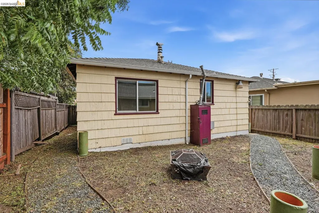 143 42nd Street Richmond CA 94804