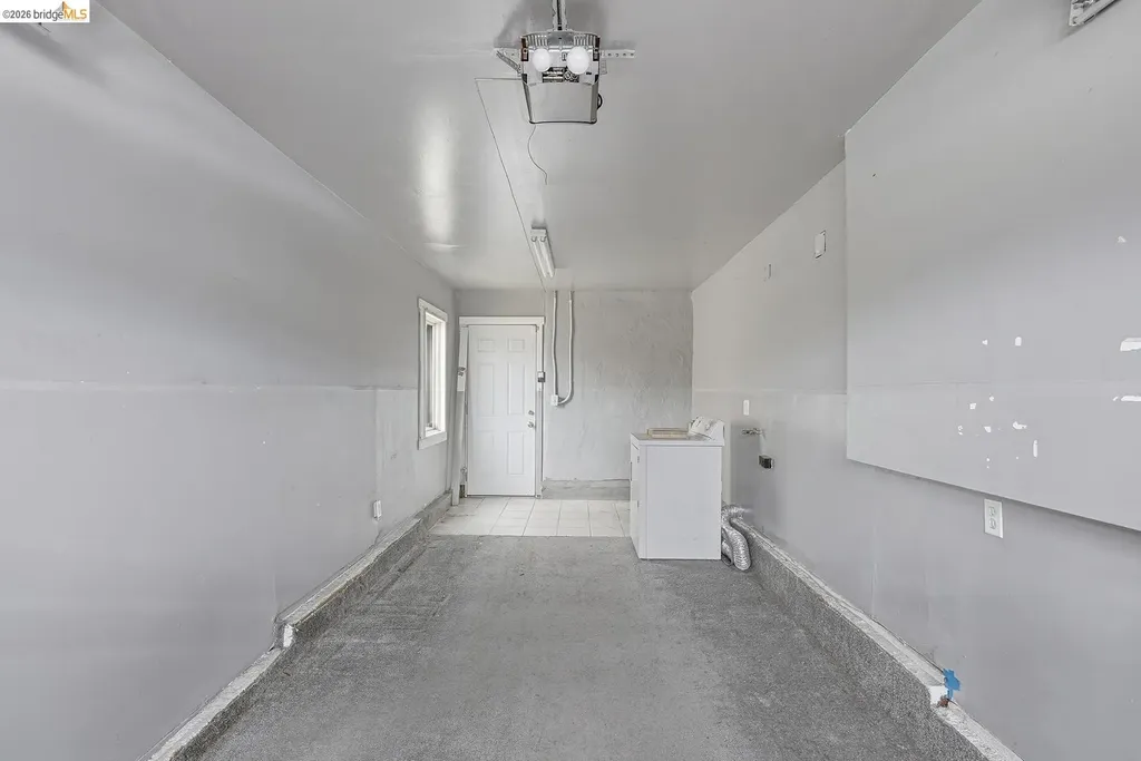 143 42nd Street Richmond CA 94804