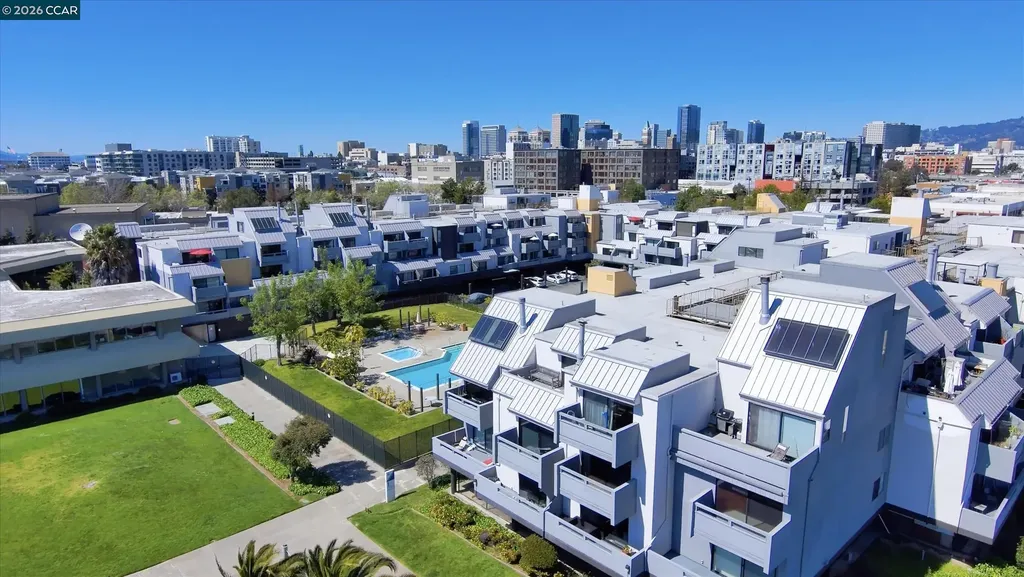 1 Embarcadero Oakland CA 94607