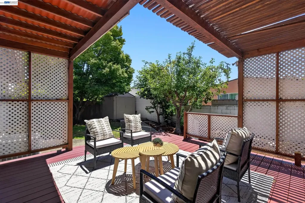 19131 Waverly Avenue San Lorenzo CA 94541
