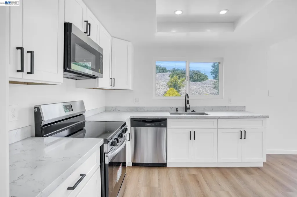 1211 Donald Drive Rodeo CA 94572