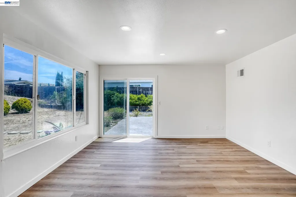 1211 Donald Drive Rodeo CA 94572