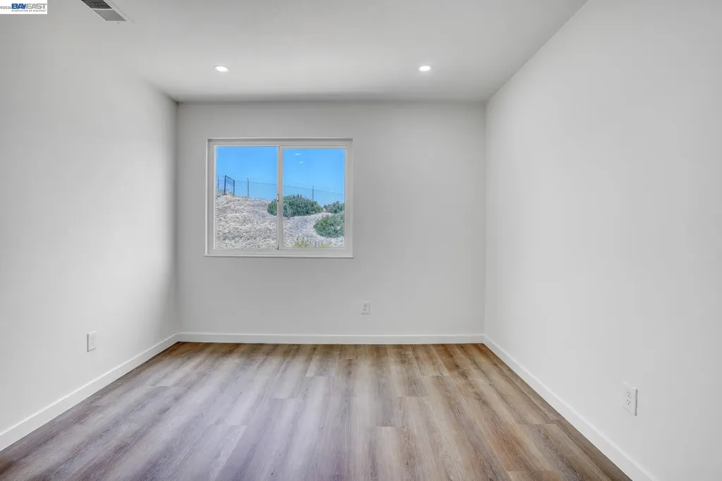 1211 Donald Drive Rodeo CA 94572