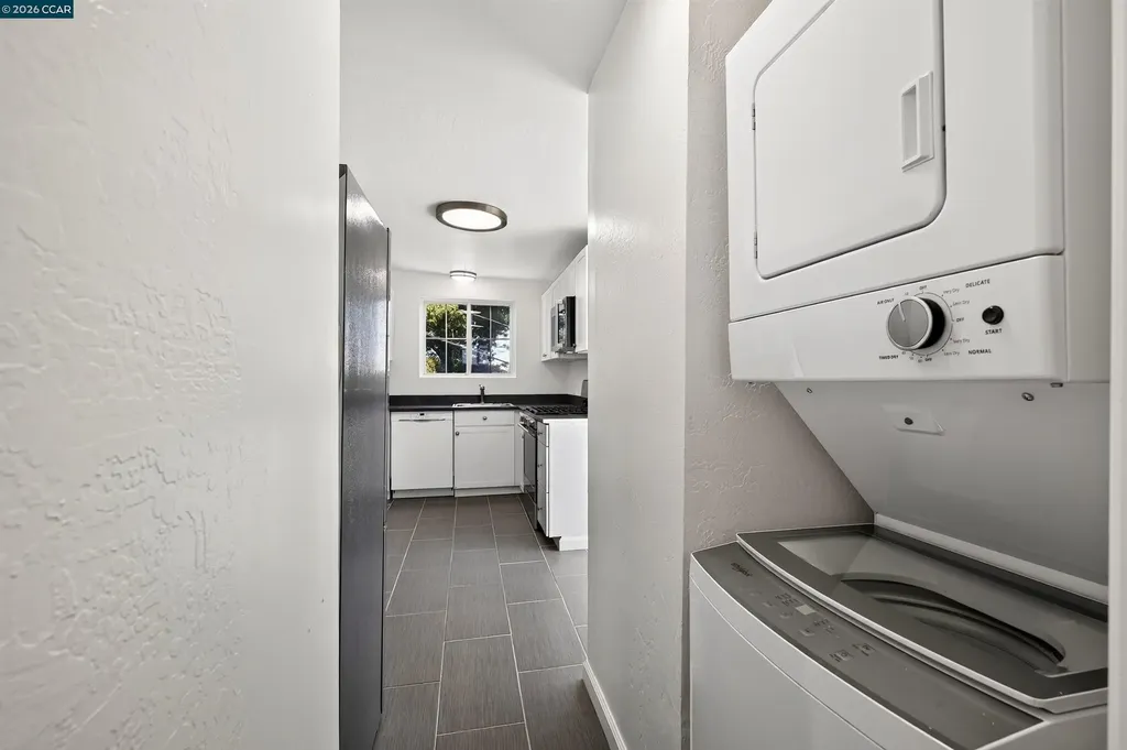 754 Alhambra Street Crockett CA 94525