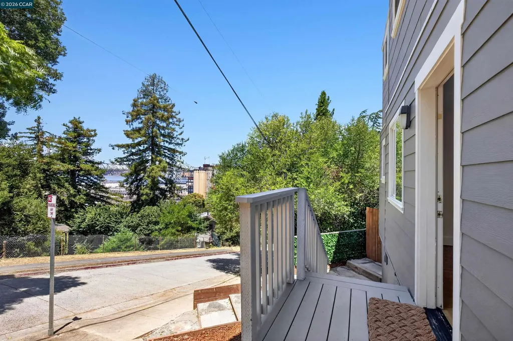 754 Alhambra Street Crockett CA 94525