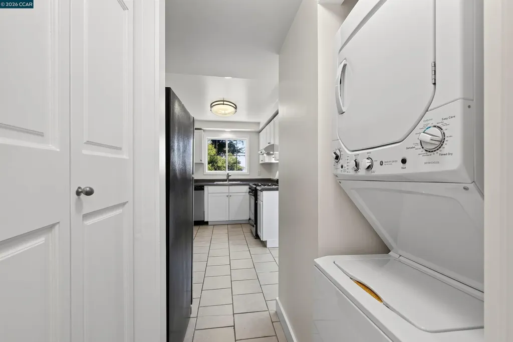 754 Alhambra Street Crockett CA 94525
