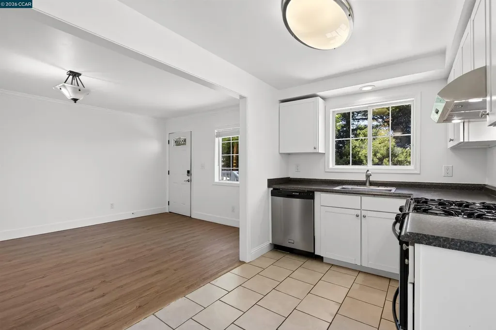 754 Alhambra Street Crockett CA 94525
