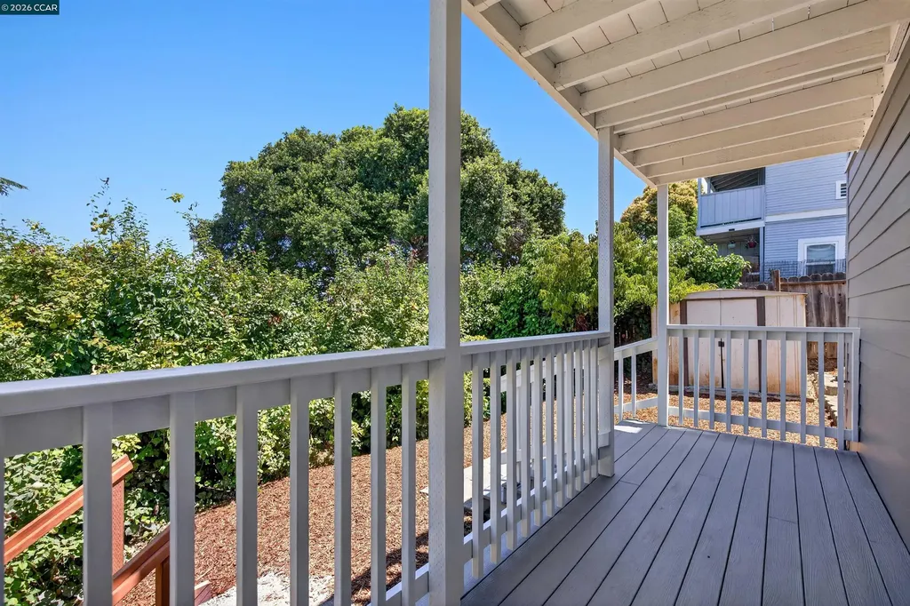754 Alhambra Street Crockett CA 94525