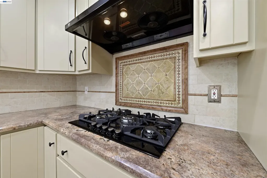 47108 Yucatan Drive Fremont CA 94539