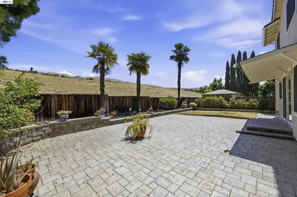 47108 Yucatan Drive Fremont CA 94539