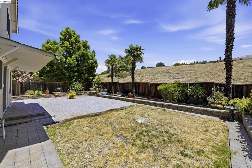 47108 Yucatan Drive Fremont CA 94539