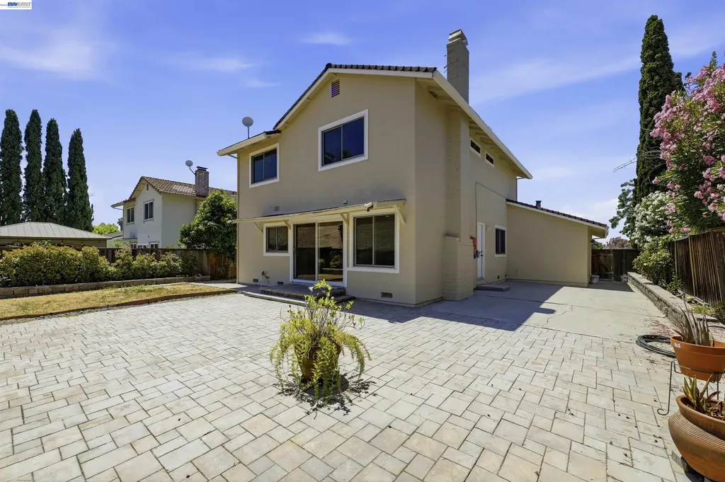 47108 Yucatan Drive Fremont CA 94539