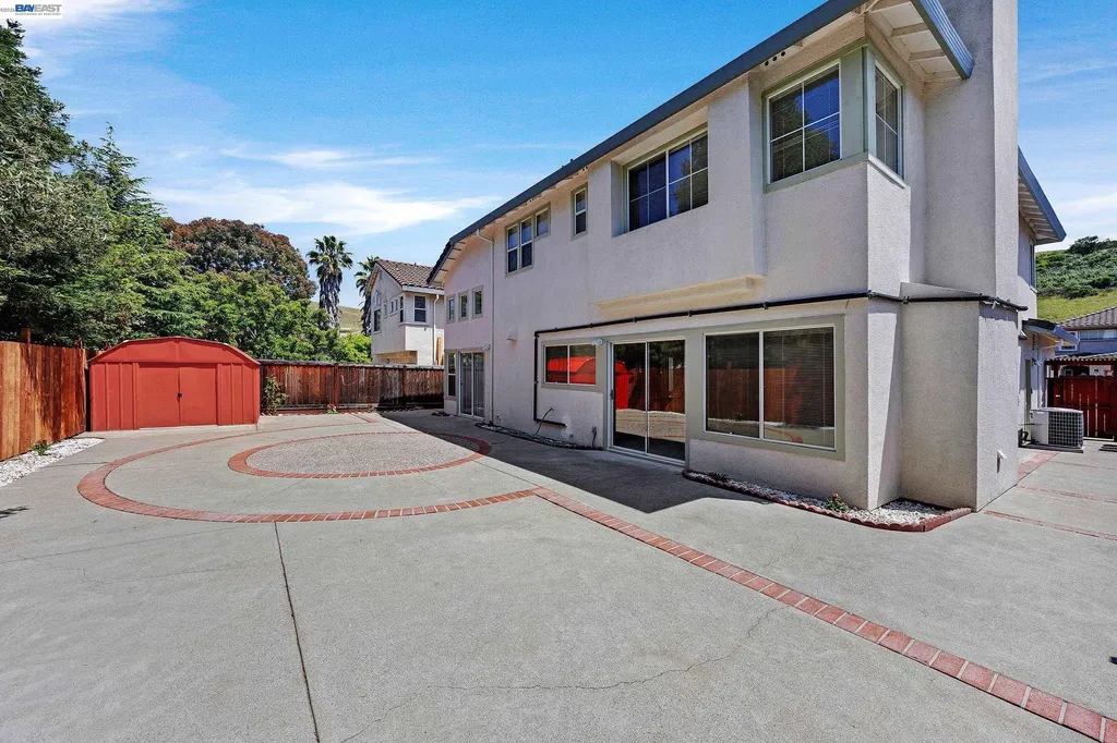 406 Grenadine Way Hercules CA 94547