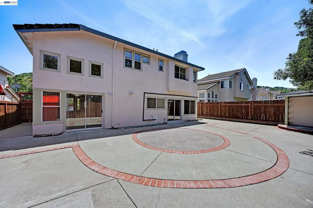 406 Grenadine Way Hercules CA 94547
