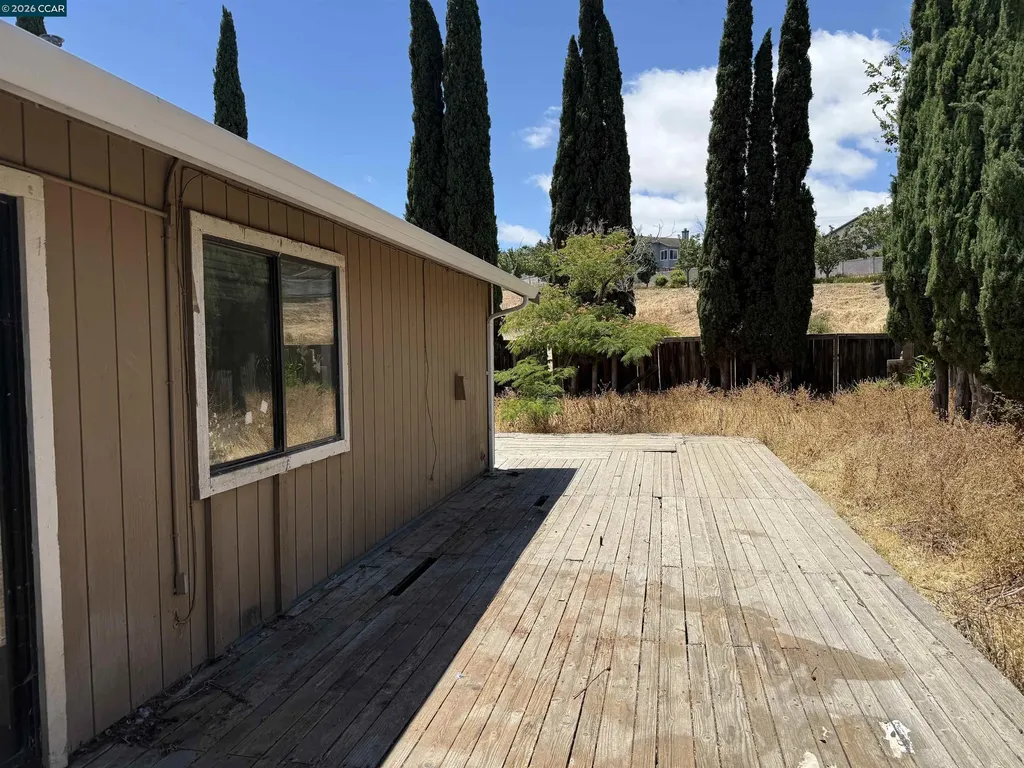 559 Azores Circle Bay Point CA 94565