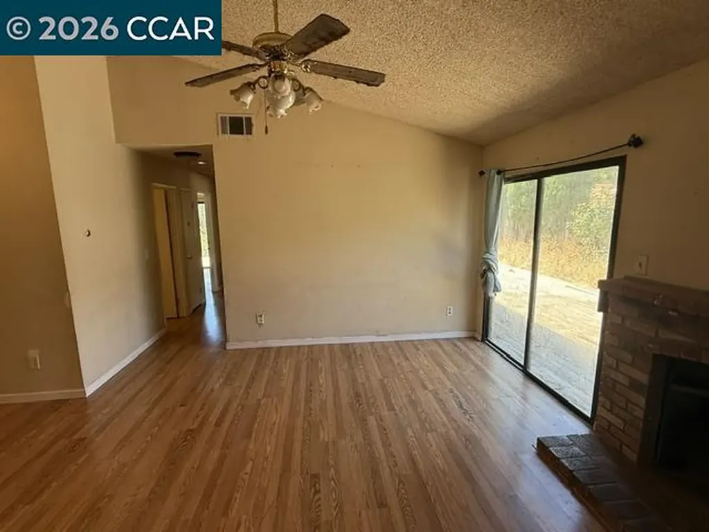 559 Azores Circle Bay Point CA 94565